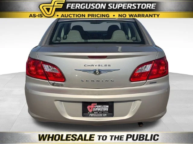Used 2009 Beige Chrysler Touring image 6