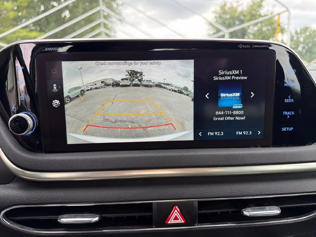 Used 2023 Silver Hyundai SEL image 36