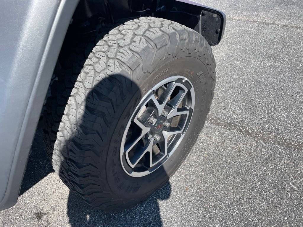 Used 2025 Black Jeep Rubicon image 13