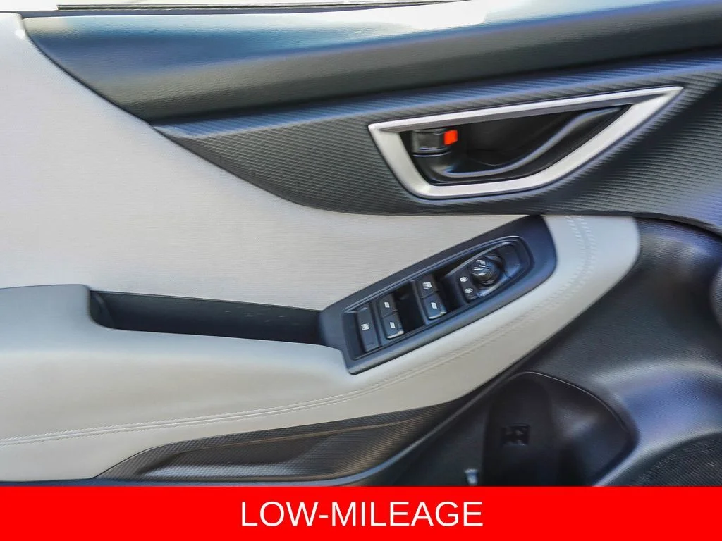 Used 2023 Blue Subaru Base image 18