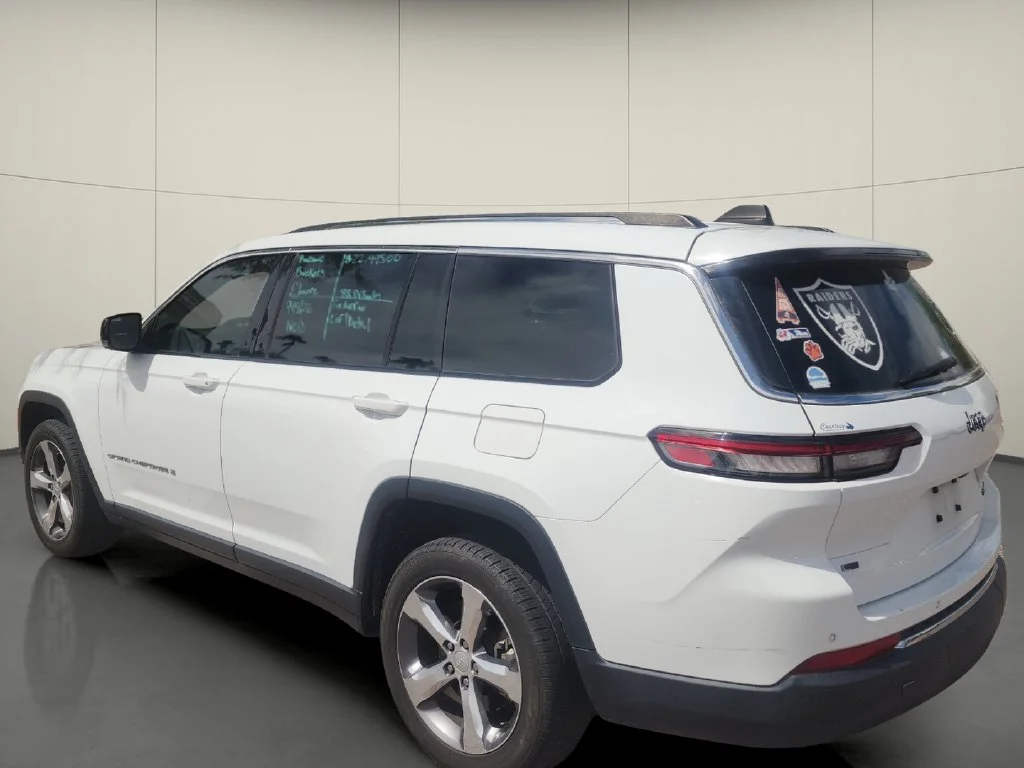 Used 2021 White Jeep Limited image 5