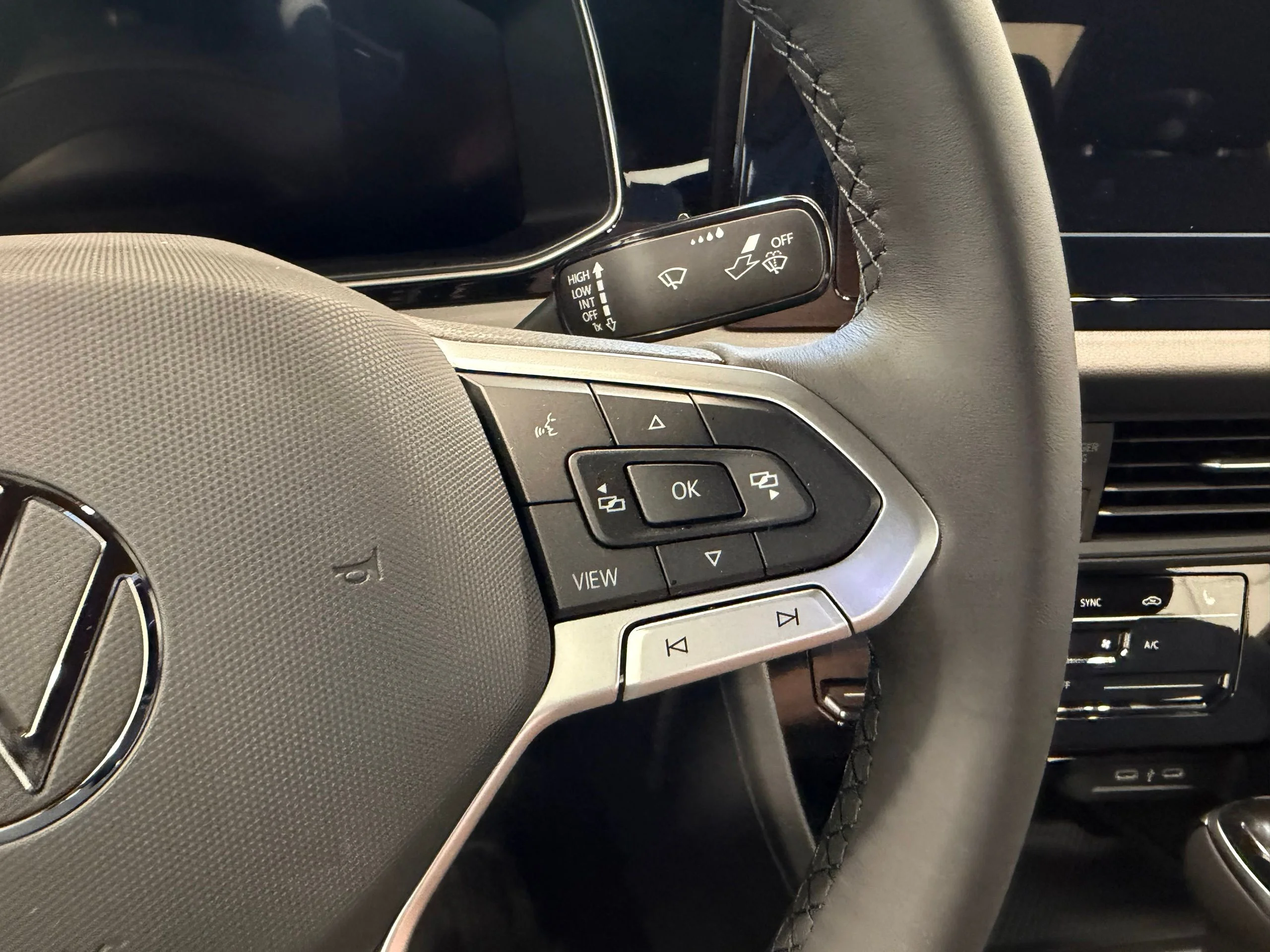 2026 Volkswagen Jetta Sport - Photo 37
