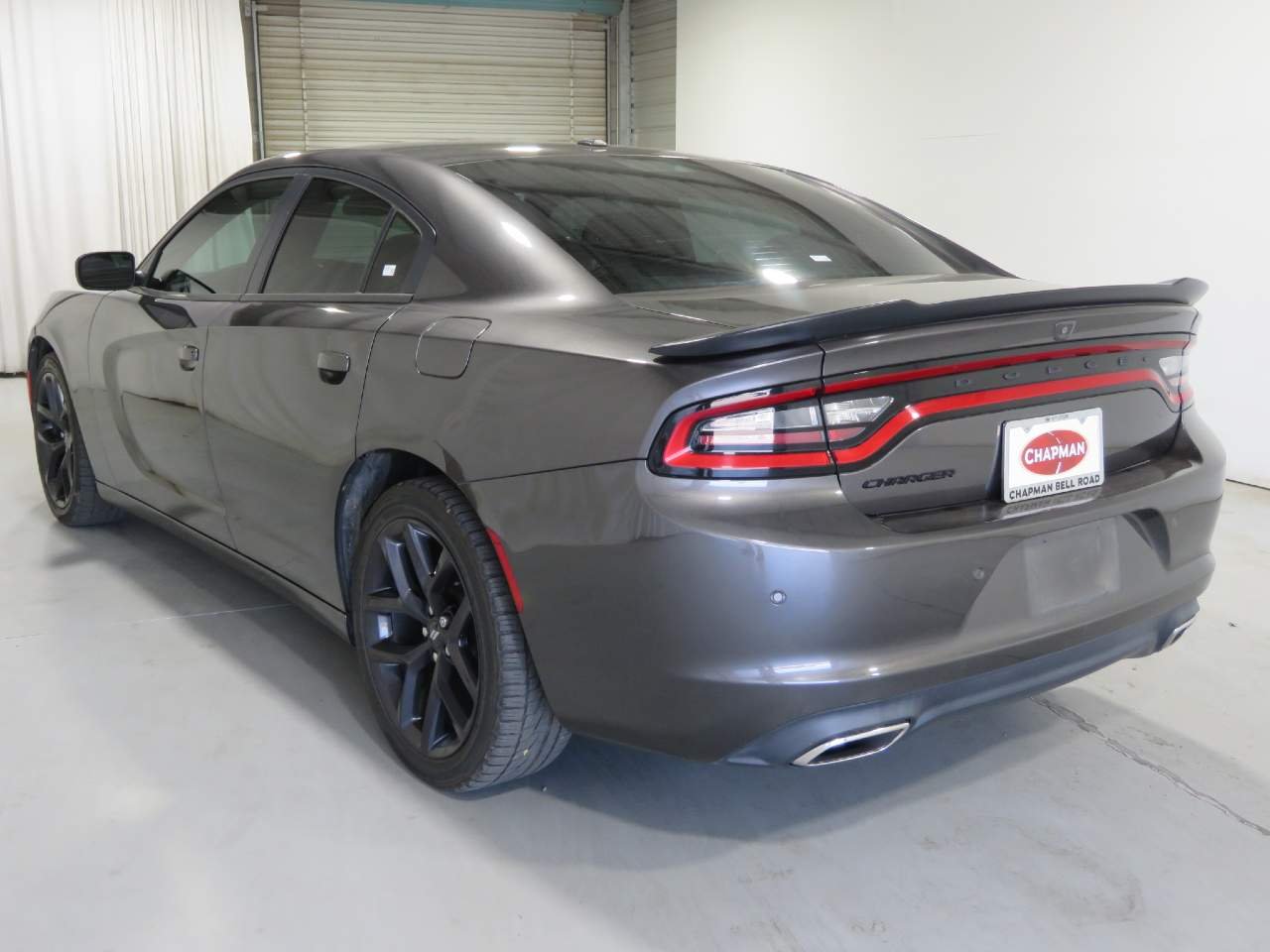 Used 2021 Granite Crystal Metallic Clear Coat Dodge SXT image 6