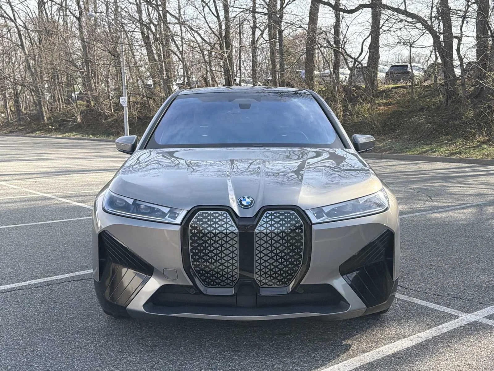 Used 2023 Oxide Grey Metallic BMW xDrive50 image 14