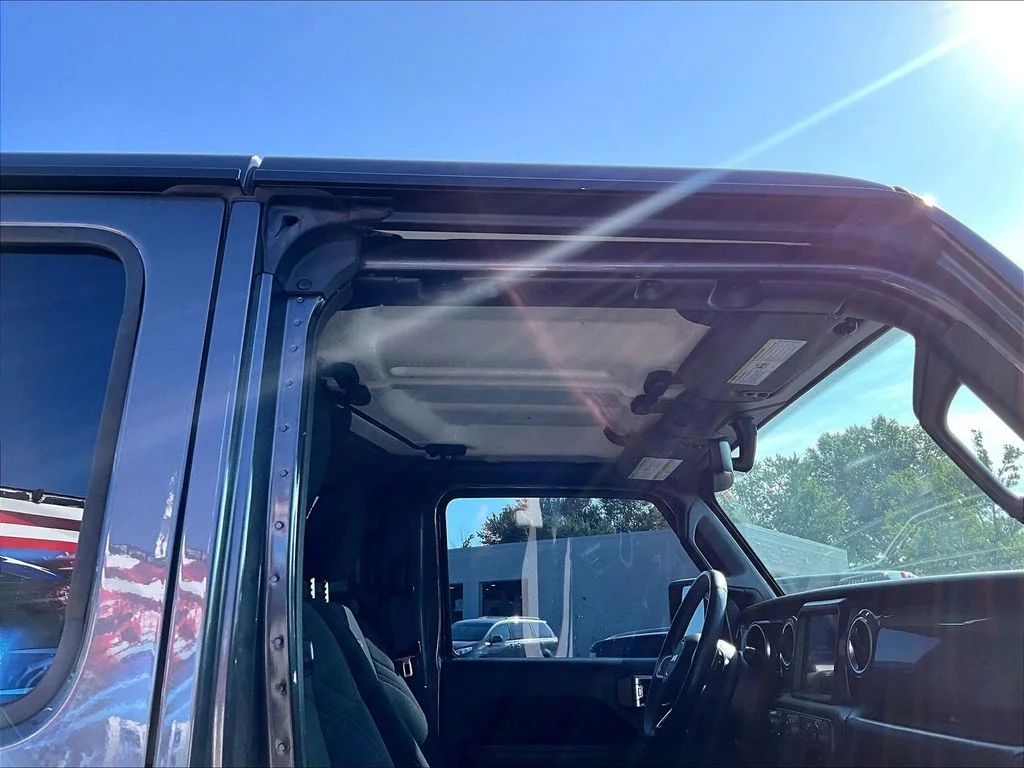 Used 2019 Gray Jeep Unlimited Sahara image 23