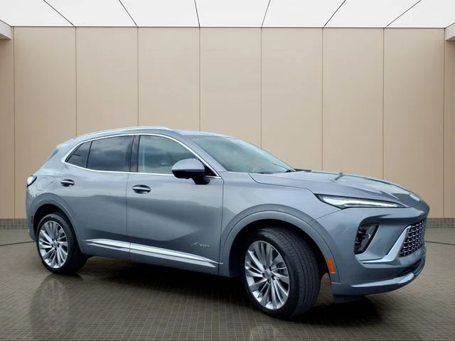 Used 2025 Gray Buick Avenir image 5