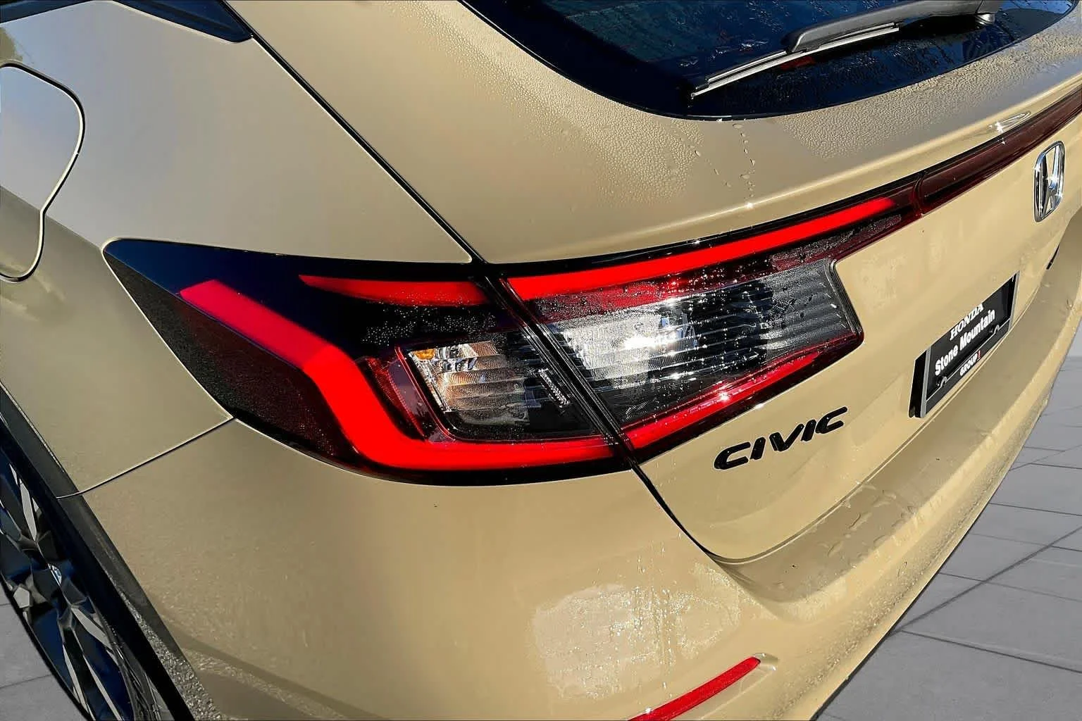 New 2026 Sand Dune Pearl Honda Sport Touring image 14