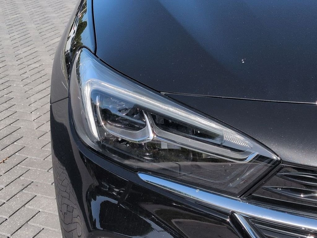Used 2023 Black Buick Essence image 11