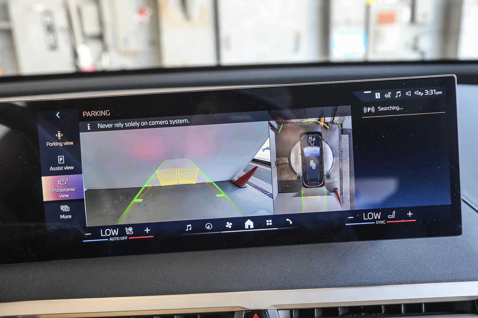 2025 BMW iX 50 - Photo 24