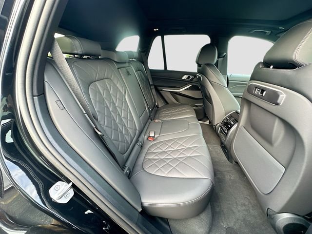 New 2026 Black BMW sDrive40i image 22
