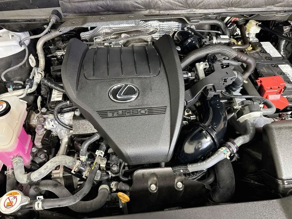 Used 2024 White Lexus 350 Luxury image 42