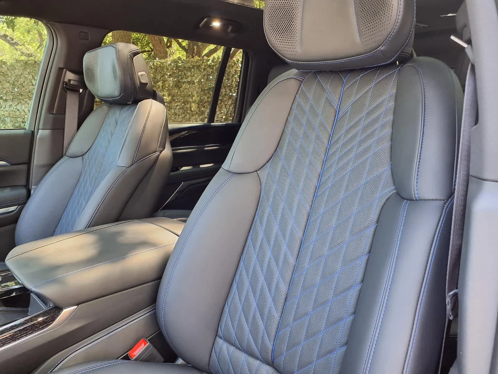 New 2026 Vibrant White Tricoat Cadillac Sport image 7