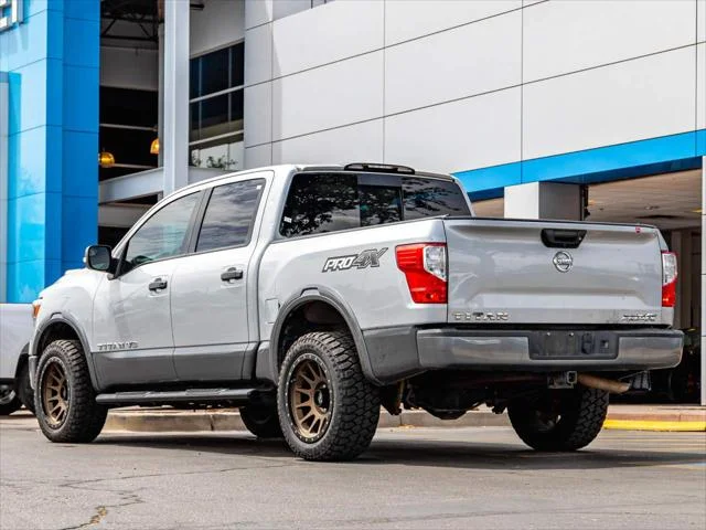 Used 2019 Silver Nissan PRO-4X image 3