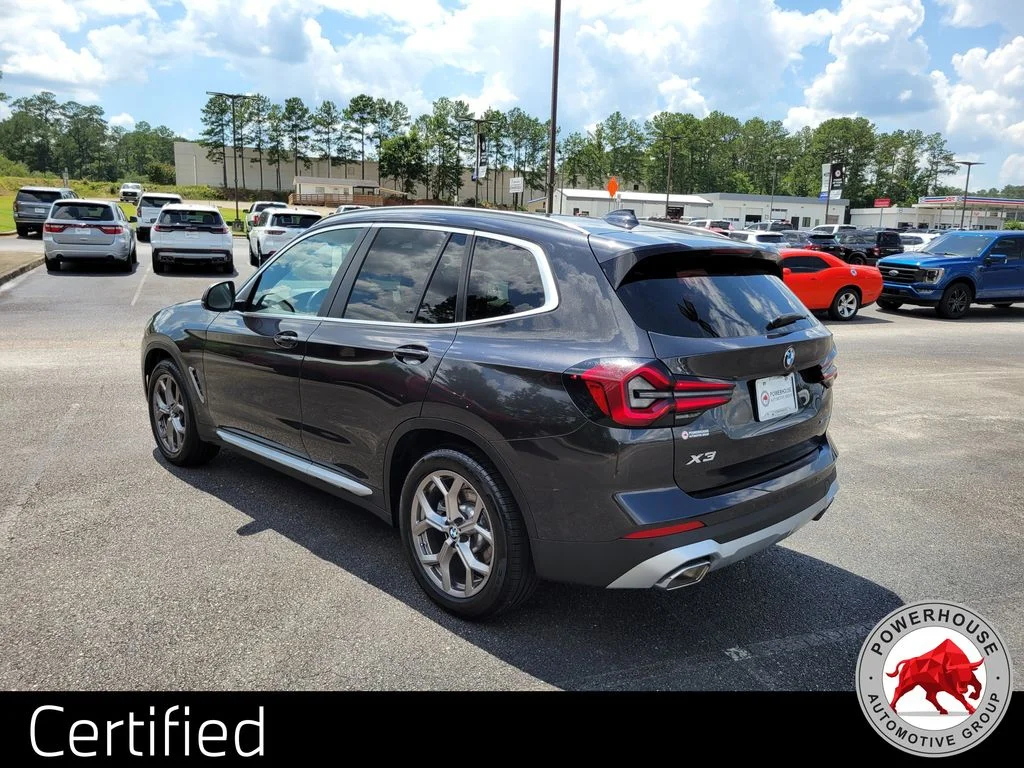 Used 2023 Gray BMW xDrive30i image 4
