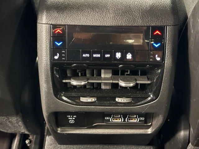 Used 2023 White Jeep Overland image 37