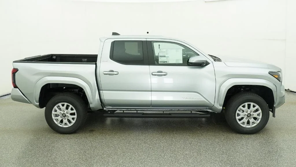 New 2026 Celestial Silver Metallic Toyota SR5 image 29