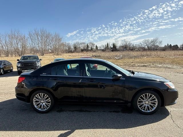 Used 2012 Chrysler 200 LX with VIN 1C3CCBAB6CN282222 for sale in Rochester, Minnesota