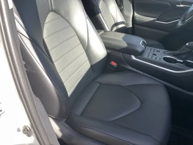 Used 2025 Beige Toyota XLE image 25