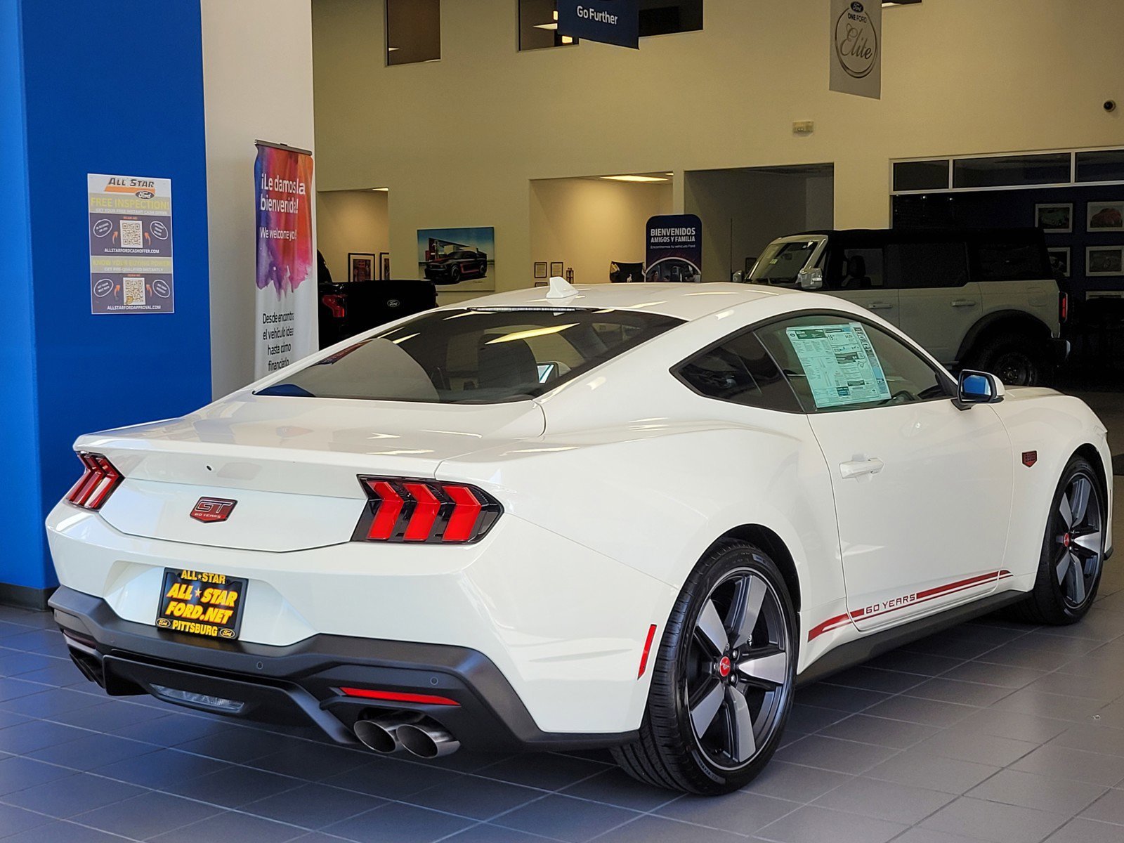 2025 Ford Mustang GT Premium photo 3