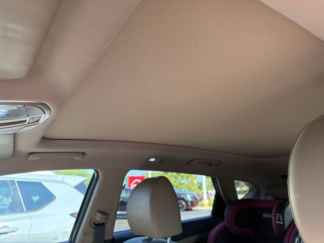 Used 2020 Black Hyundai Ultimate image 11