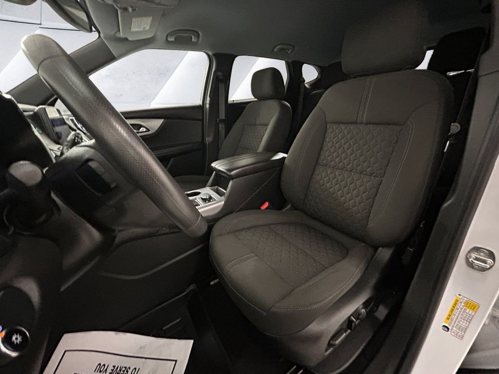Used 2021 White Chevrolet LT image 8