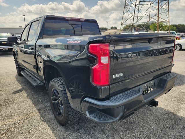 Used 2021 BLACK Chevrolet LT Trail Boss image 4