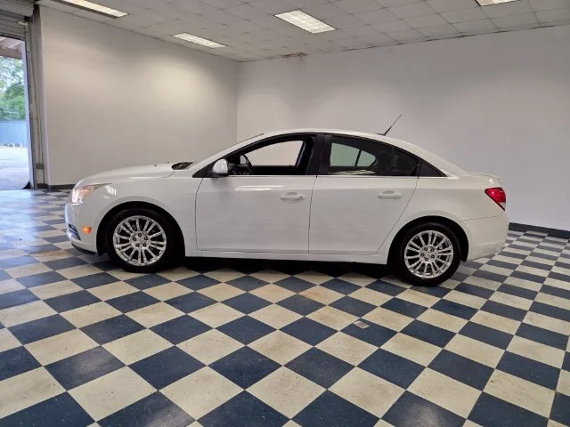 Used 2012 SUMMIT WHITE Chevrolet ECO image 4