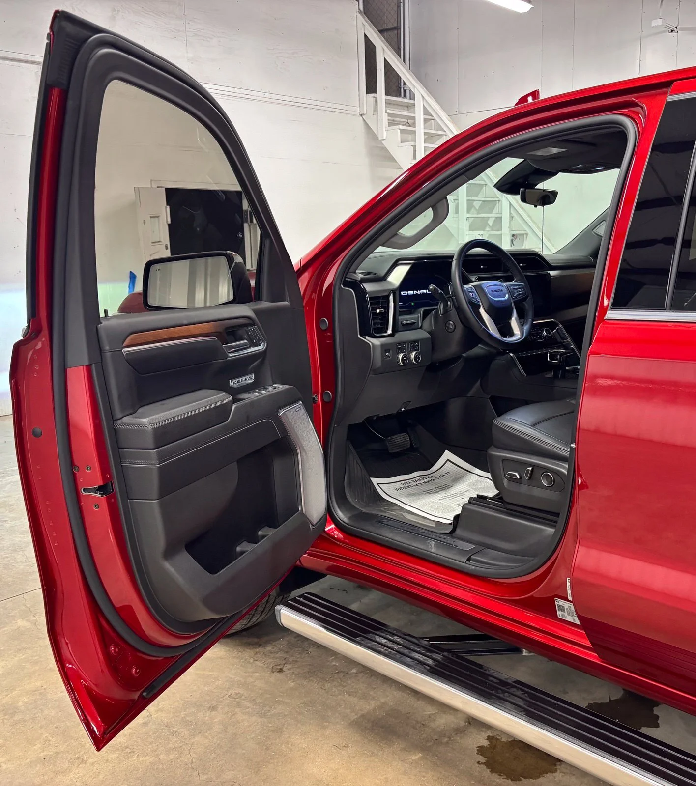 Used 2024 Red GMC Denali image 21