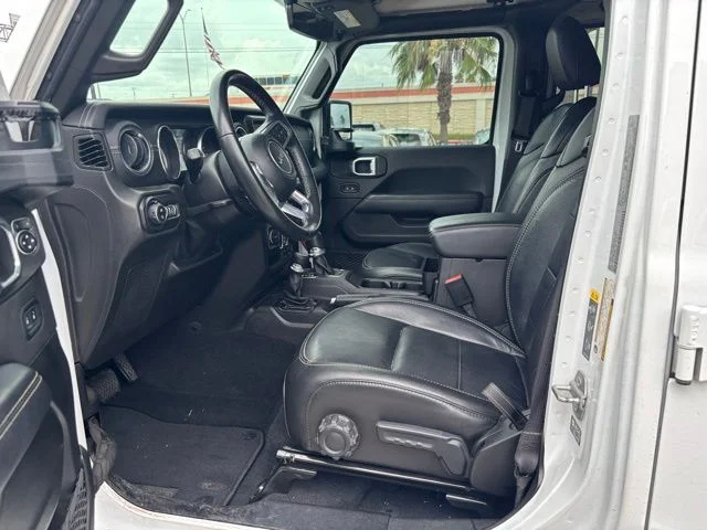 Used 2021 White Jeep Overland image 8