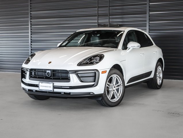 2026 Porsche Macan 
