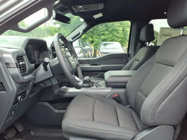 New 2026 Silver Ford XLT image 14
