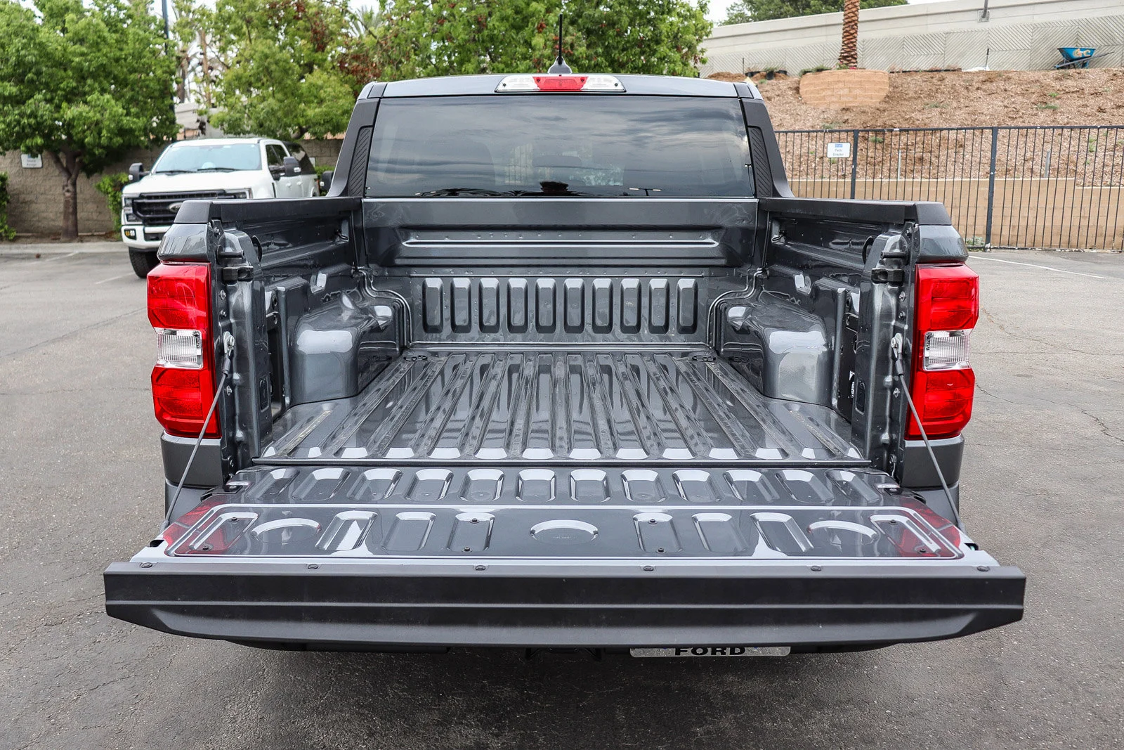 2025 Ford Maverick XLT - Photo 12