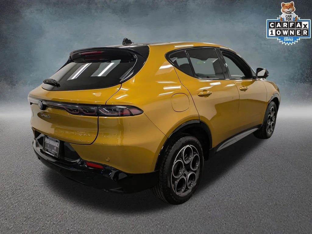 Used 2026  Alfa Romeo  image 4