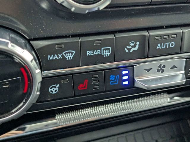 New 2026 Star White Metallic Tri-Coat Ford Lariat® image 29