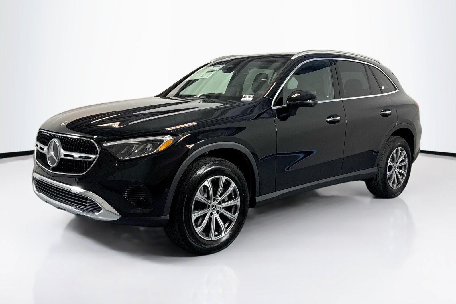 New 2026 Black Mercedes-Benz GLC 300 image 1