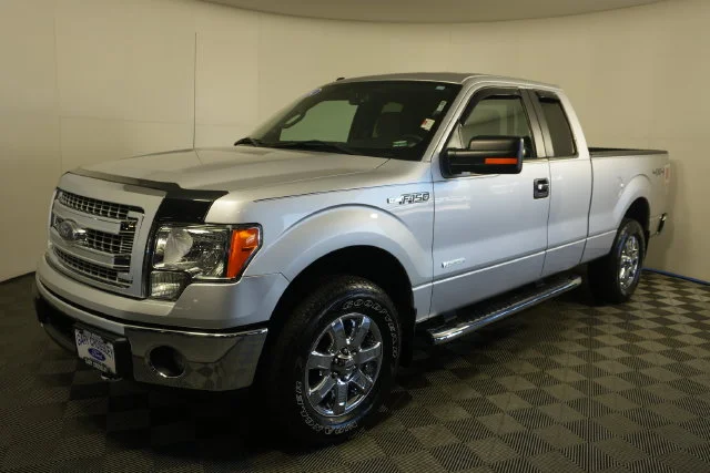 Used 2014 Ingot Silver Metallic Ford XLT image 7