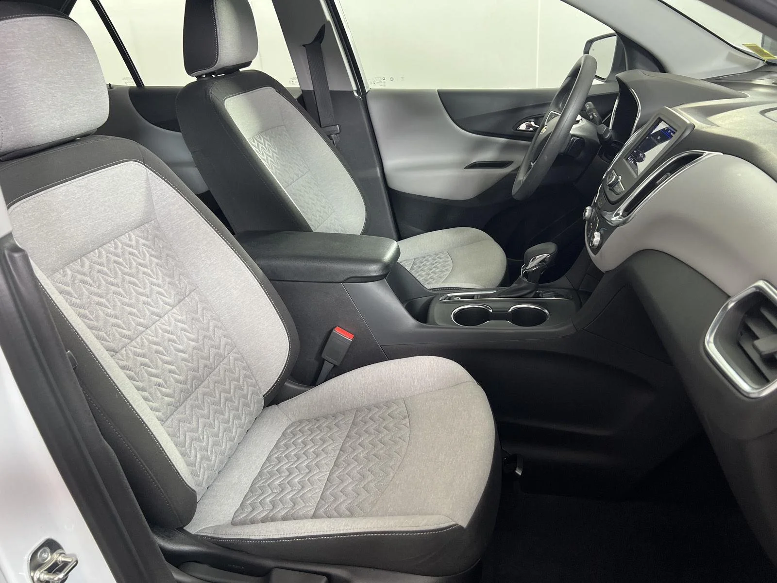 Used 2024 Summit White Chevrolet LS image 19