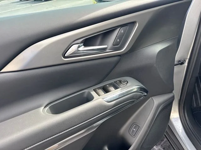 New 2027 Gray Chevrolet LT image 12