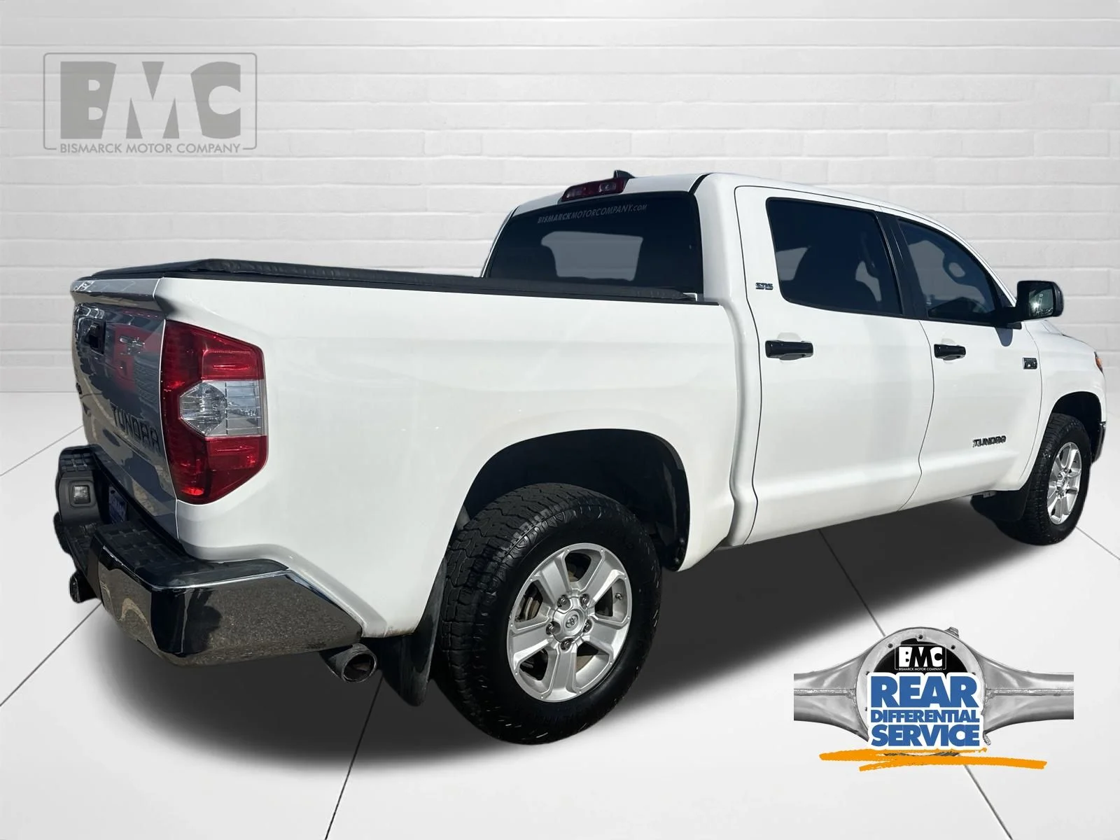 Used 2020 White Toyota SR5 image 3