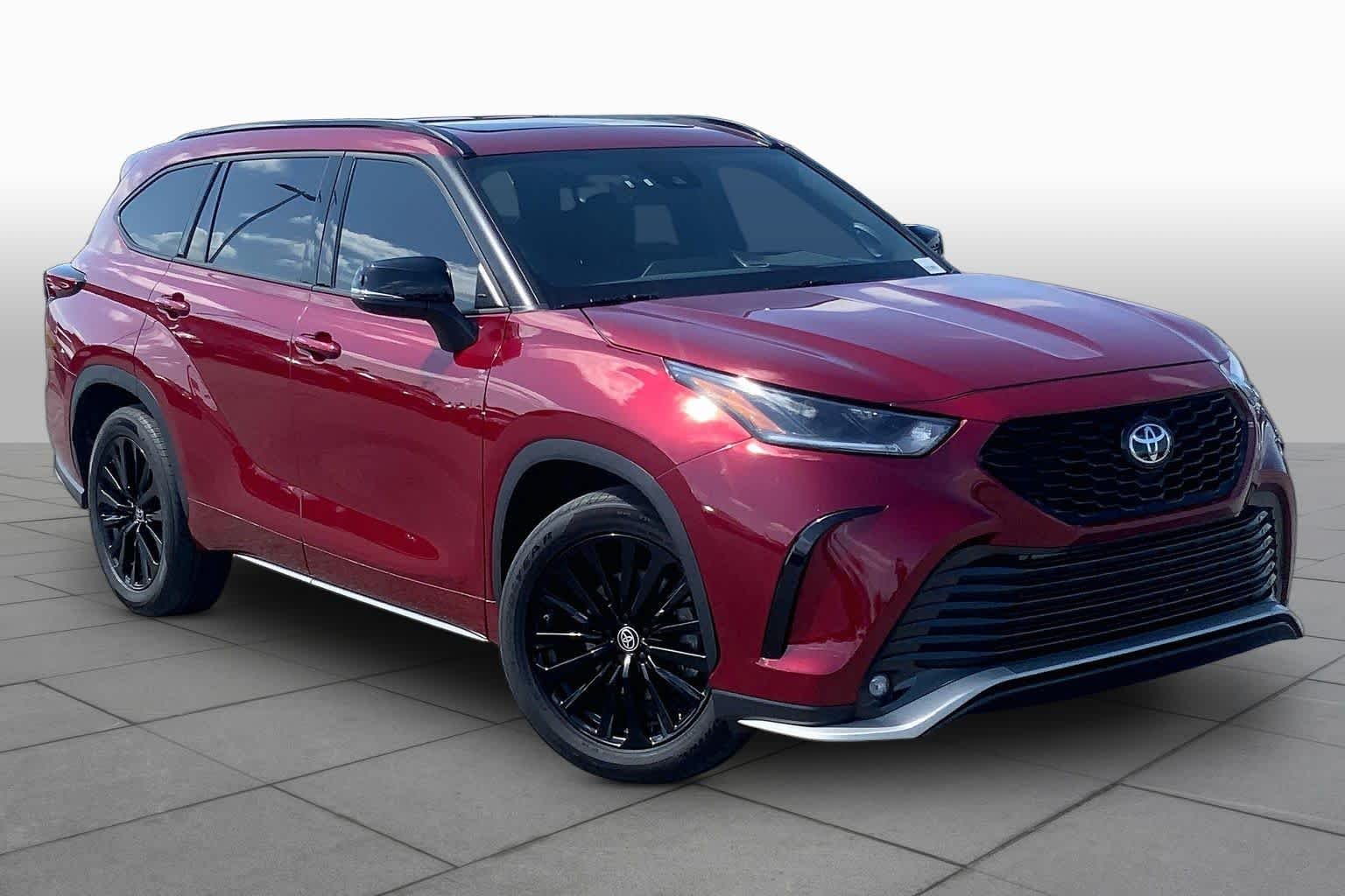 Used 2023 Ruby Flare Pearl Toyota XSE image 3