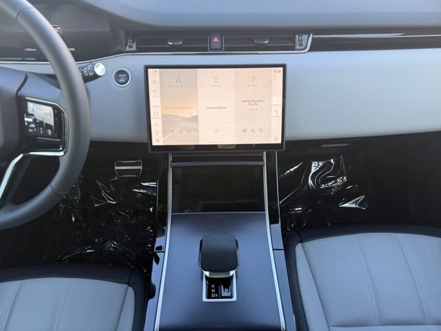 Used 2026 Black Land Rover Dynamic image 15