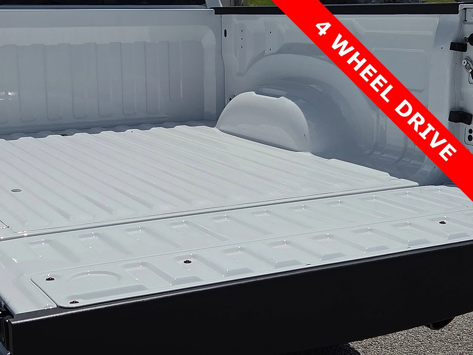 Used 2025 Bright White Clearcoat Ram Warlock image 9