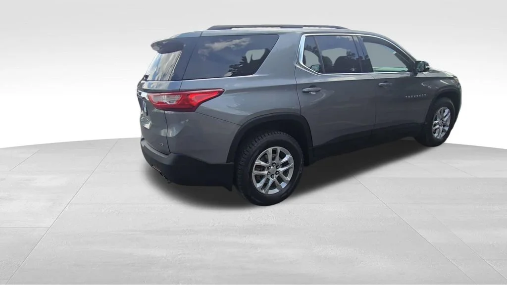 Used 2019 Satin Steel Metallic Chevrolet LT Cloth image 8