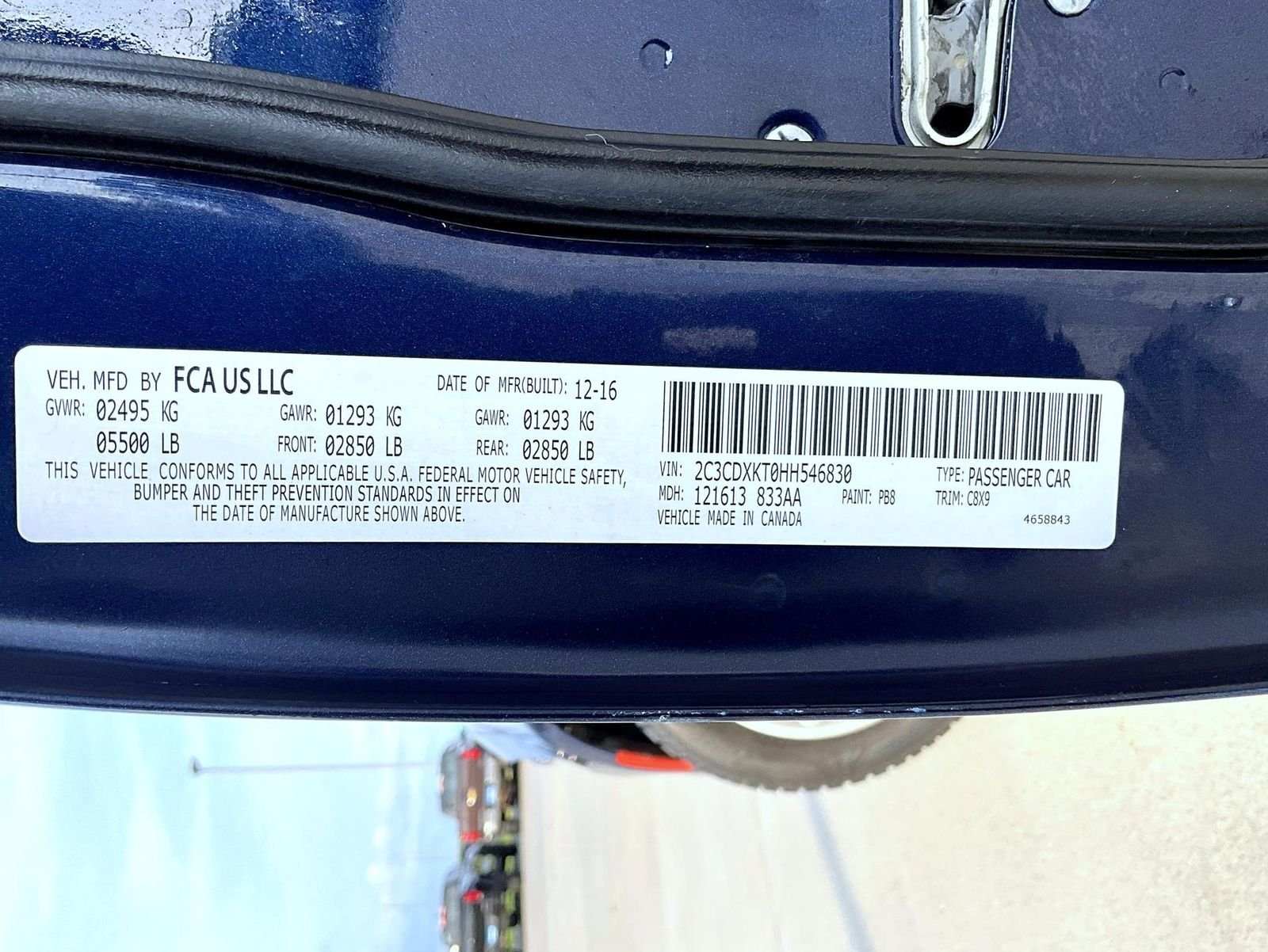 Used 2017 Blue Dodge Police image 27