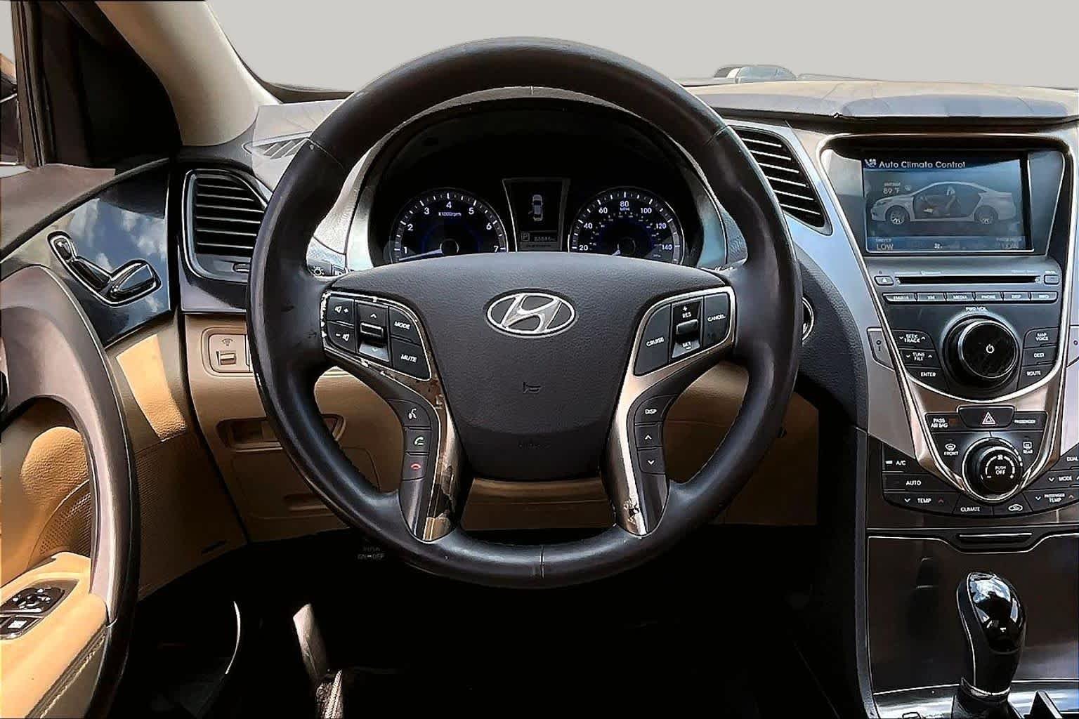 Pre-Owned 2013 Hyundai Azera