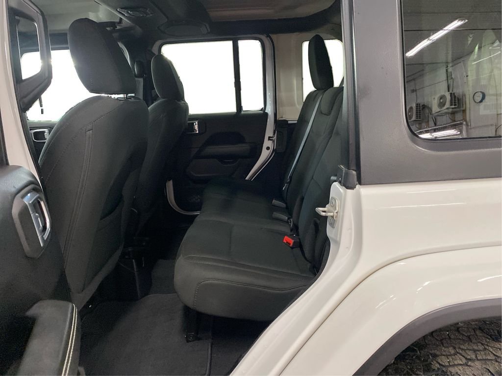 Used 2021 White Jeep Unlimited Sahara image 8