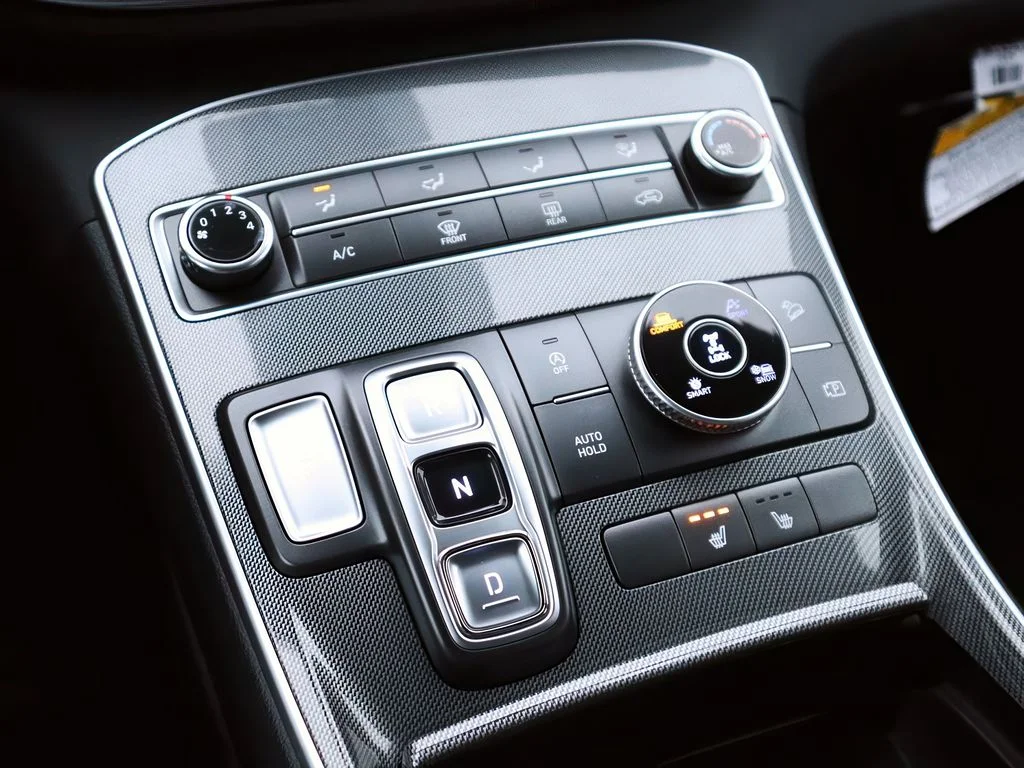 2022 Hyundai Santa Fe SEL - Photo 17