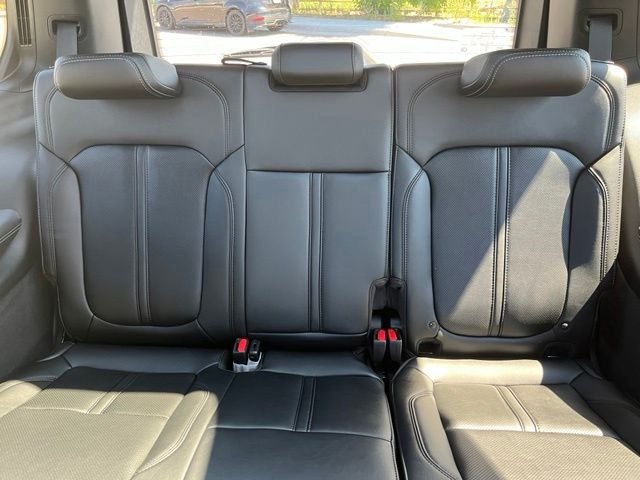 New 2026 High Gloss Black Jeep Summit Obsidian image 18