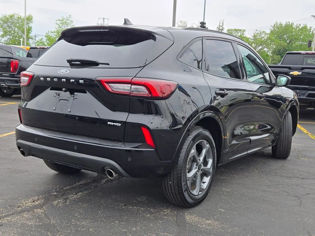 Used 2024 Black Ford ST-Line image 12