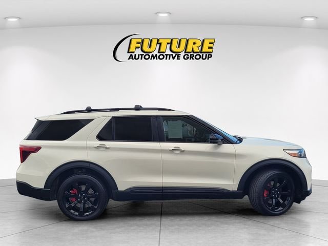 Used 2022 White Ford ST image 3